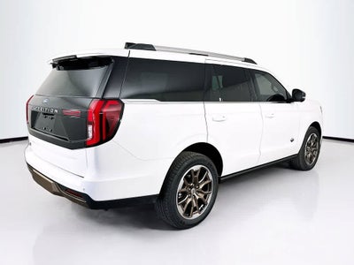 Ford Expedition King Ranch 2026