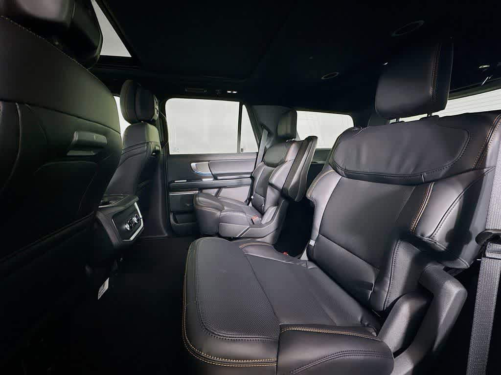 Ford Expedition Tremor 2026