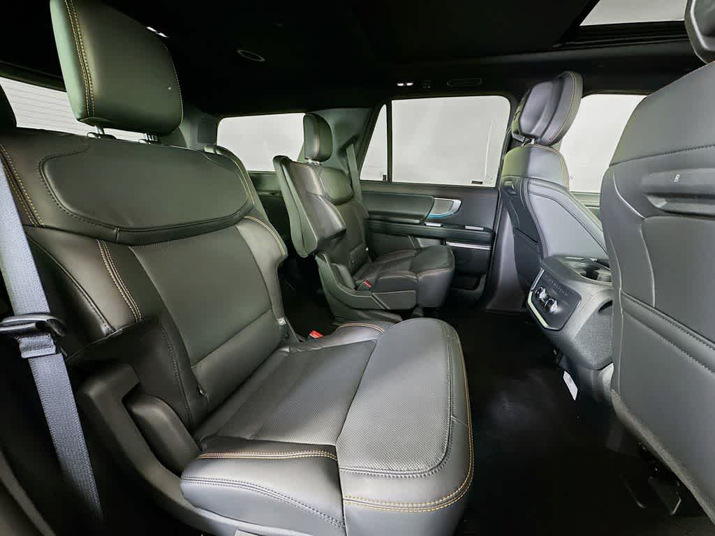 Ford Expedition Tremor 2026