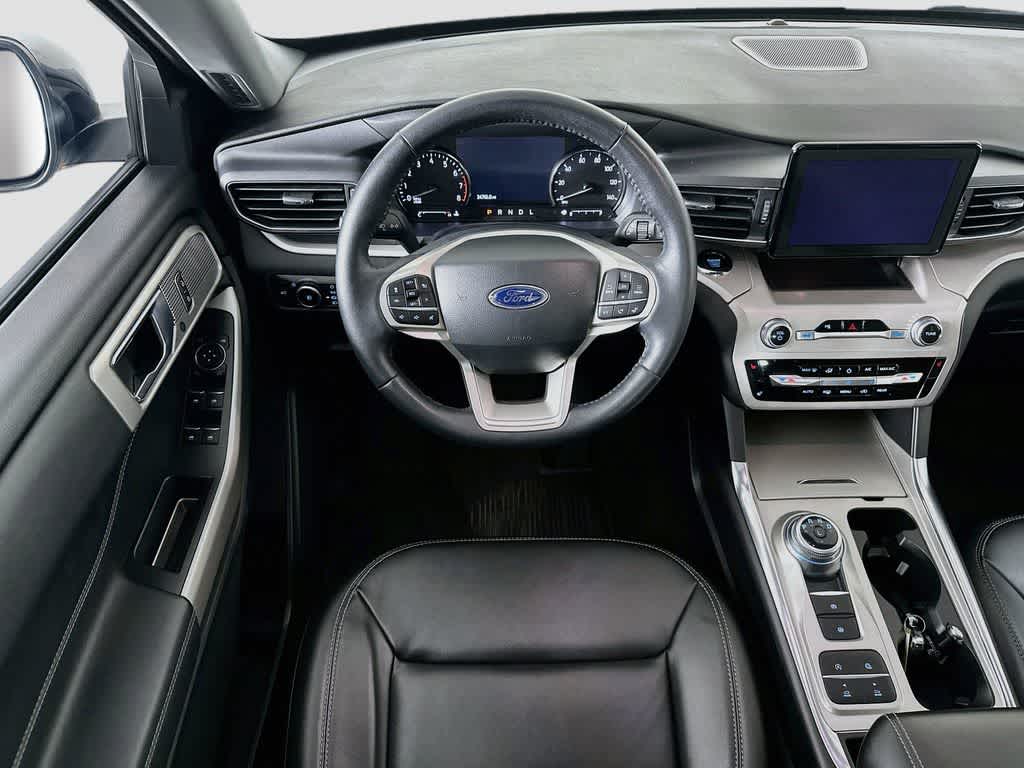 Ford Explorer XLT 2024