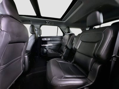 Ford Explorer XLT 2024