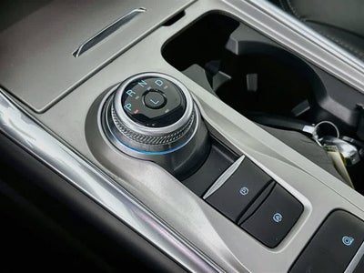 Ford Explorer XLT 2024
