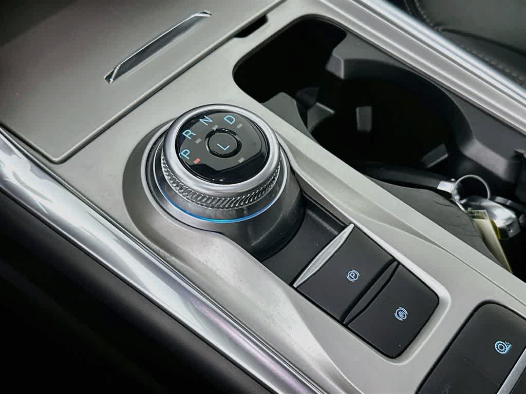 Ford Explorer XLT 2024