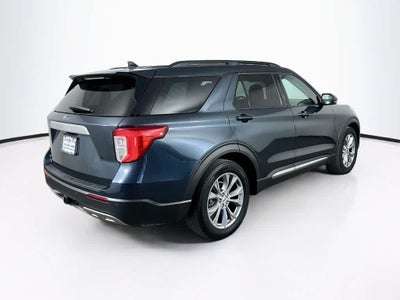 Ford Explorer XLT 2024