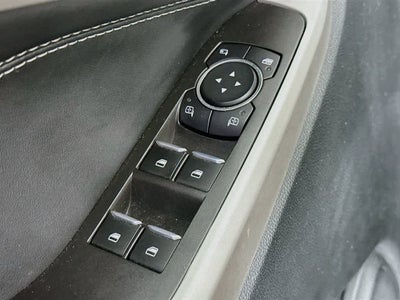 Ford Explorer XLT 2024