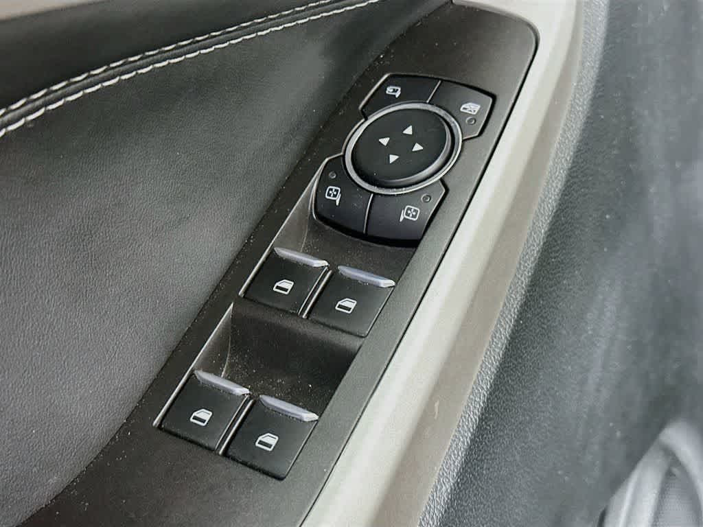 Ford Explorer XLT 2024
