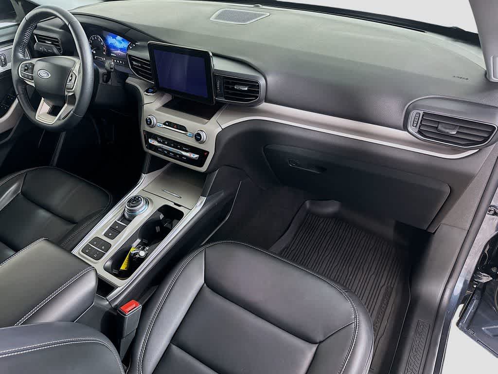Ford Explorer XLT 2024