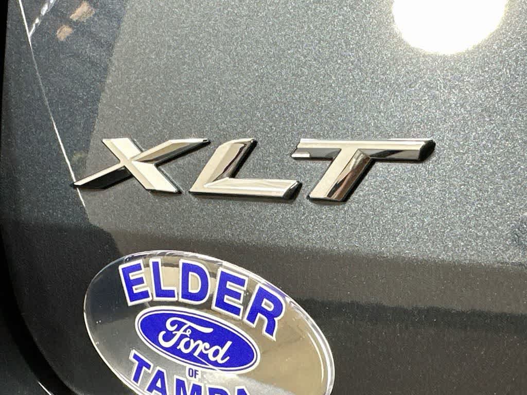 Ford Explorer XLT 2024