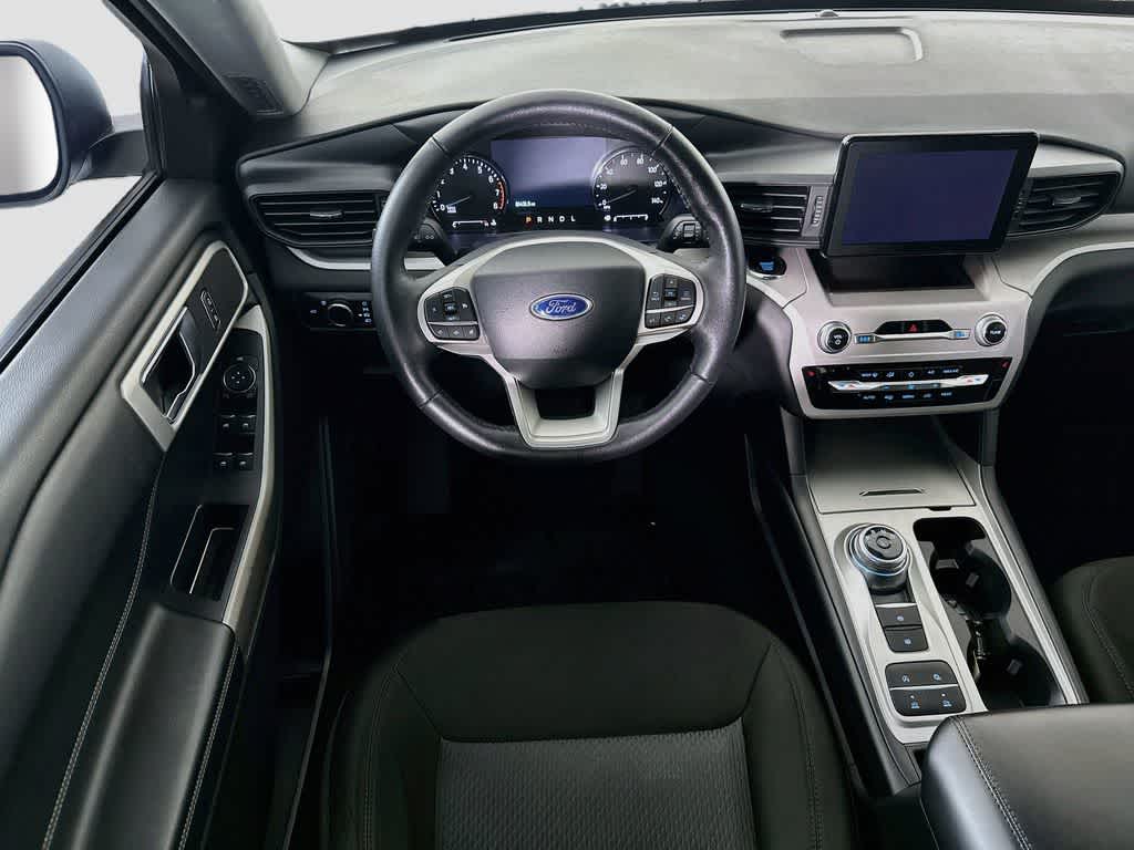 Ford Explorer XLT 2024
