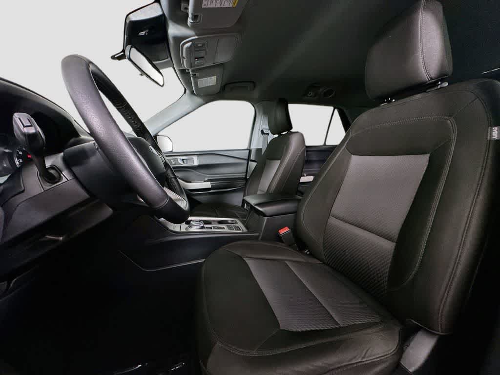 Ford Explorer XLT 2024