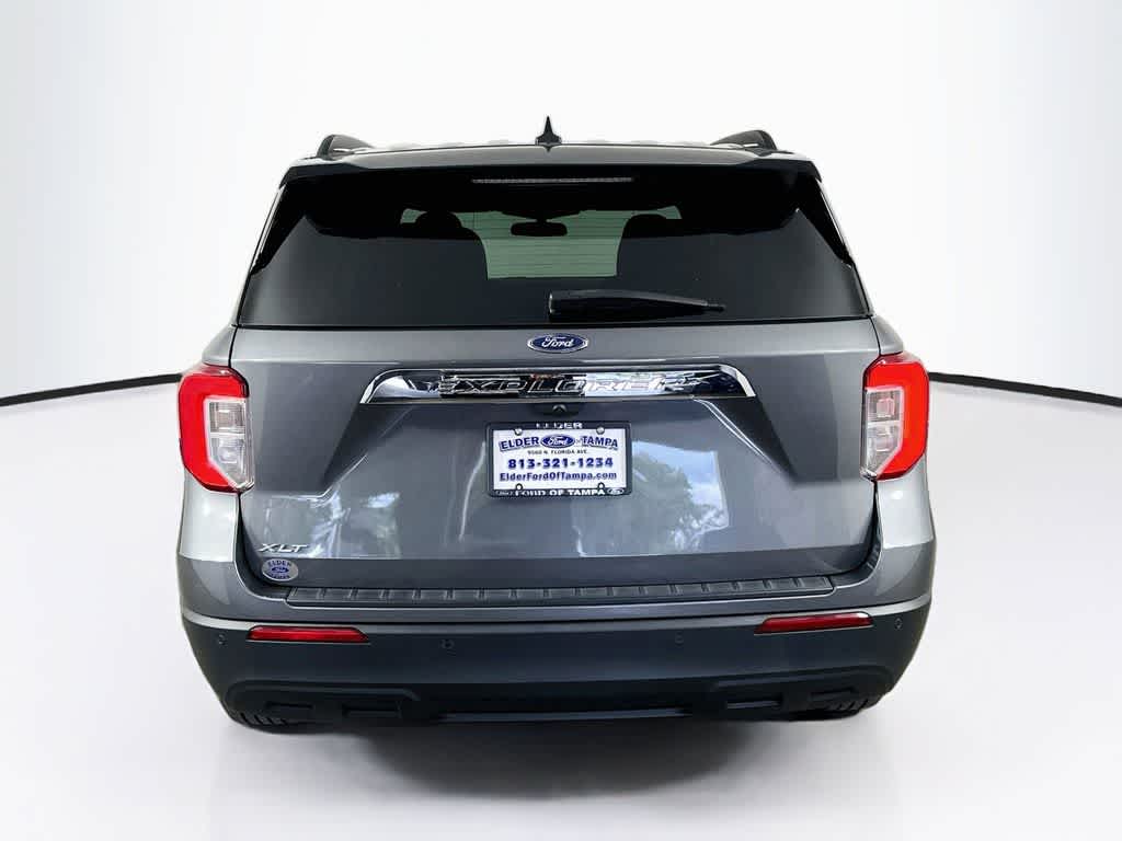 Ford Explorer XLT 2024