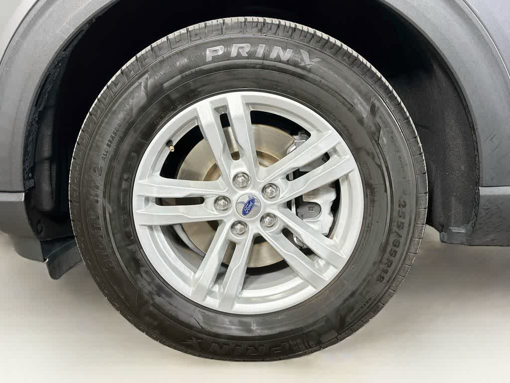 Ford Explorer XLT 2024