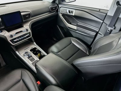 Ford Explorer XLT 2023