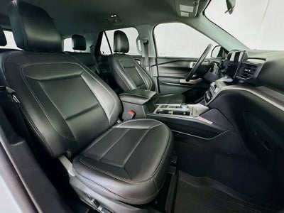Ford Explorer XLT 2023
