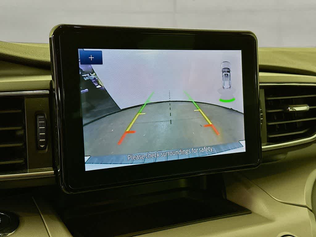 Ford Explorer XLT 2023