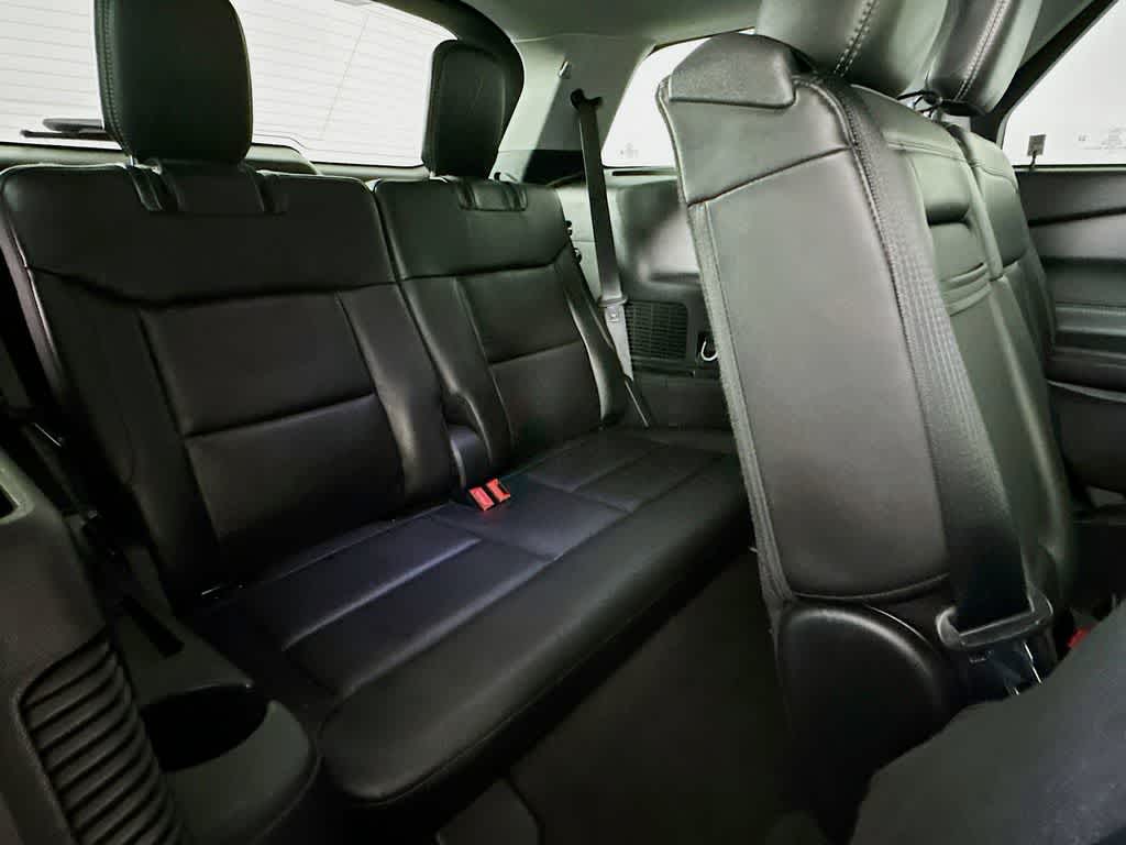 Ford Explorer XLT 2023