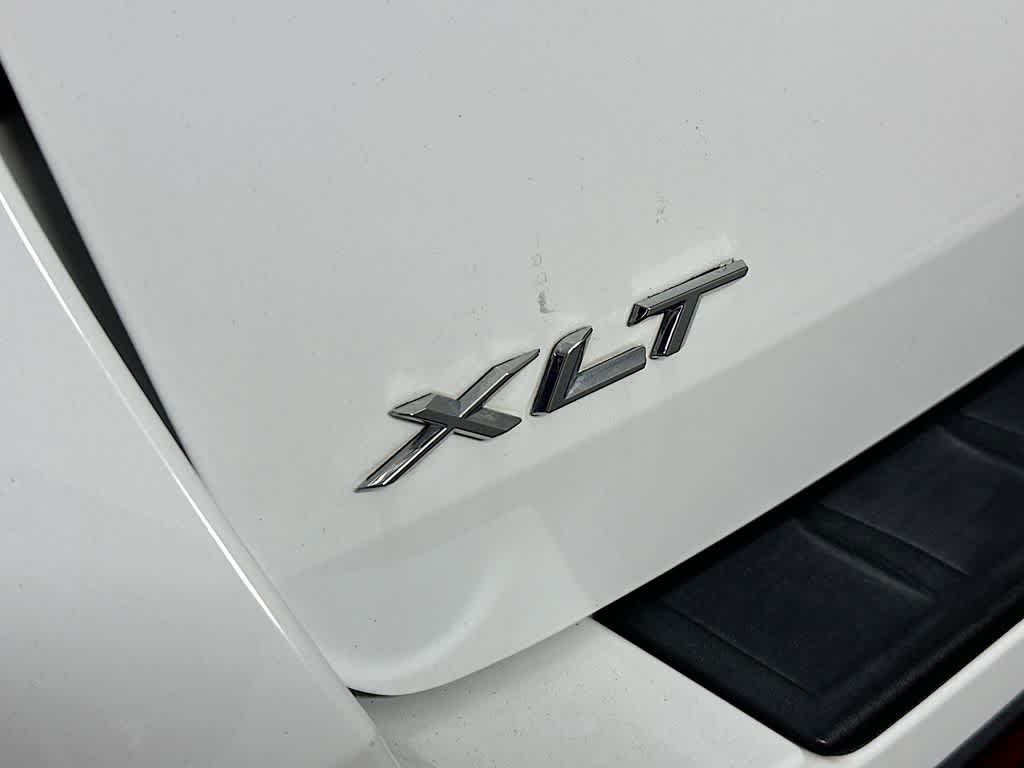 Ford Explorer XLT 2023