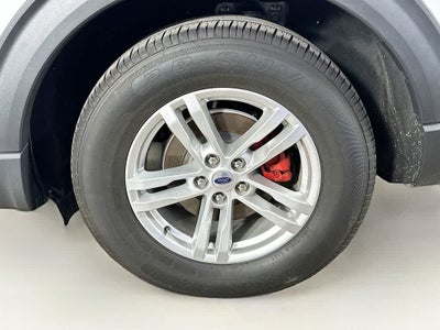Ford Explorer XLT 2023