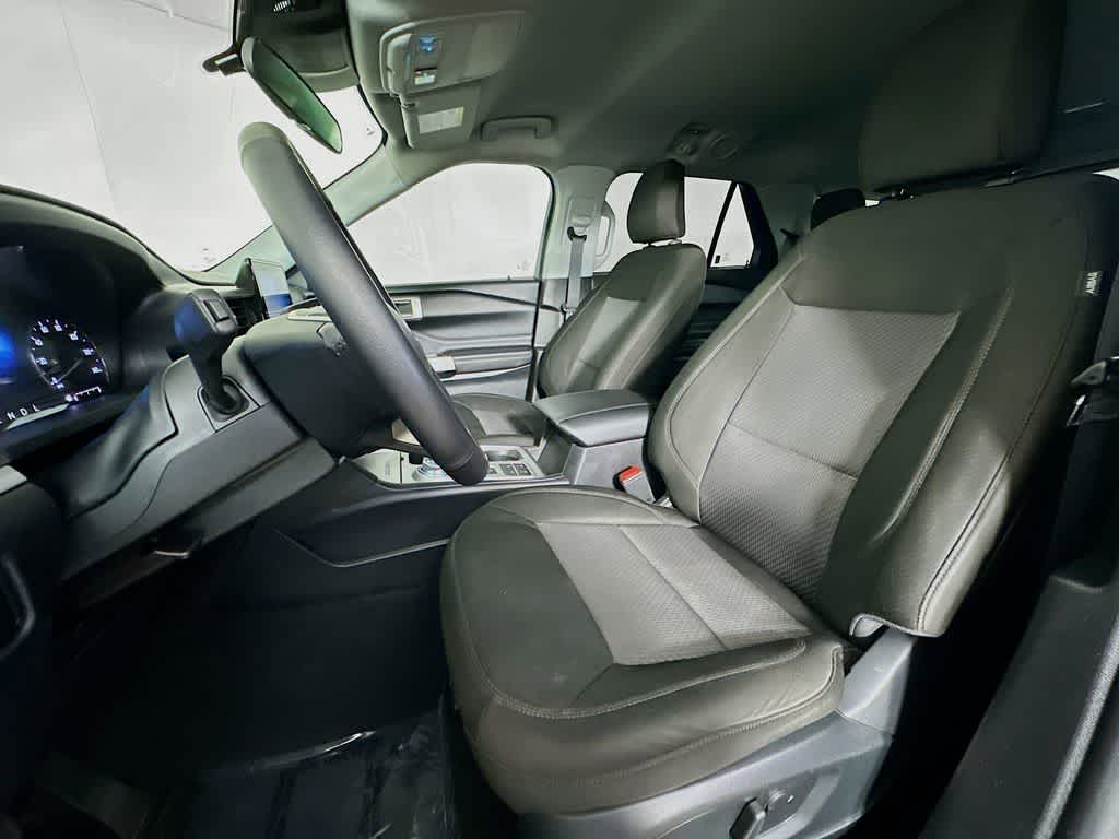 Ford Explorer XLT 2024