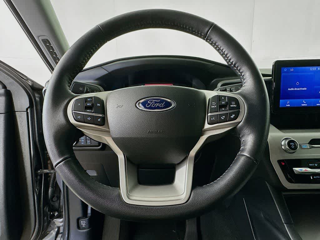 Ford Explorer XLT 2024