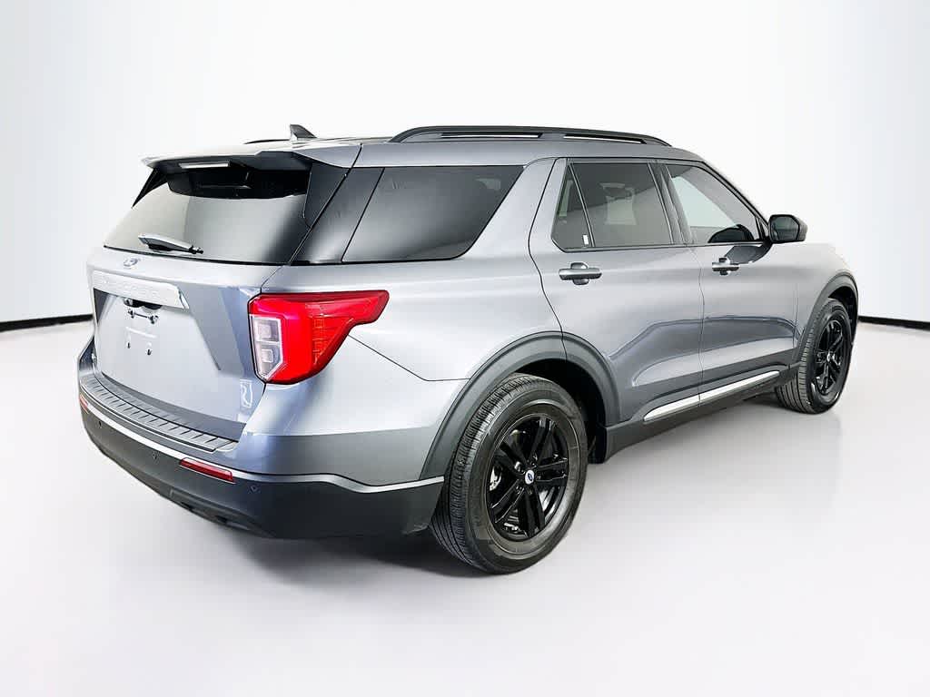 Ford Explorer XLT 2024