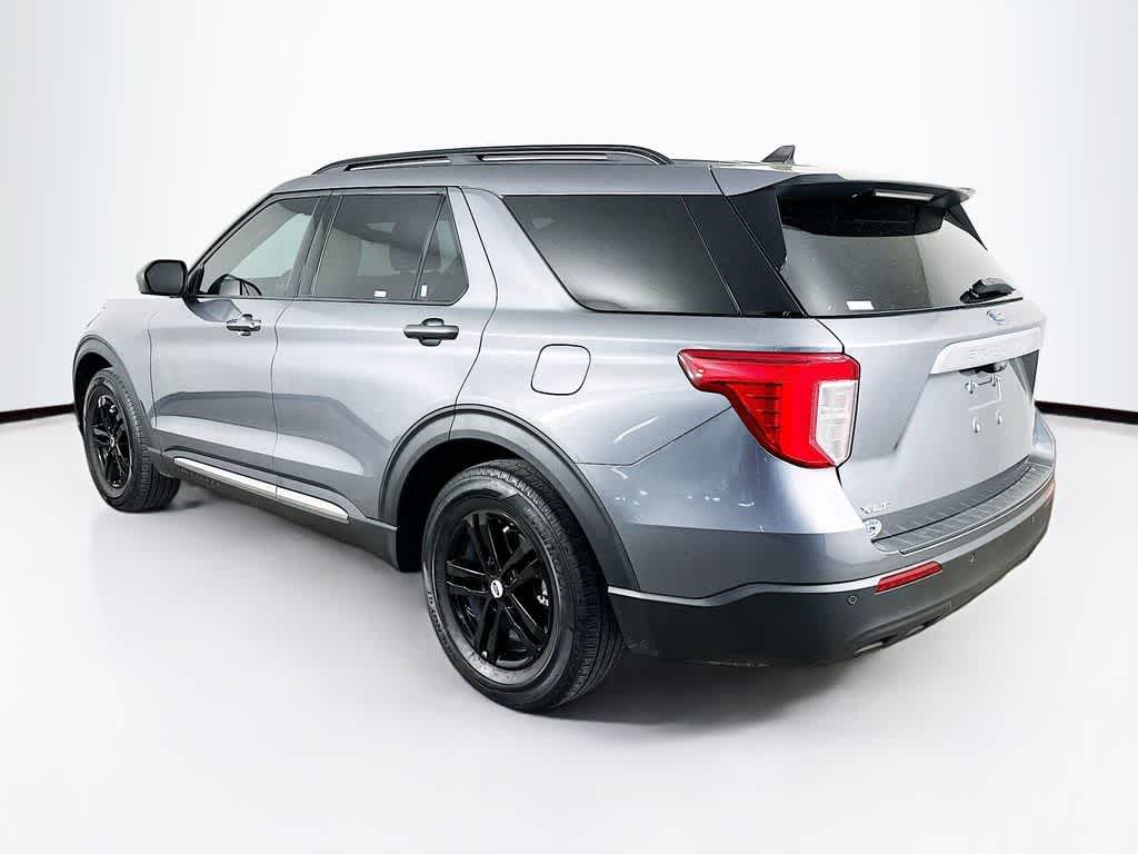 Ford Explorer XLT 2024