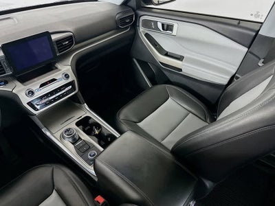 Ford Explorer XLT 2022
