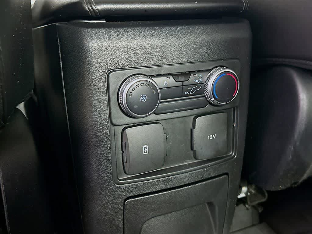 Ford Explorer XLT 2022