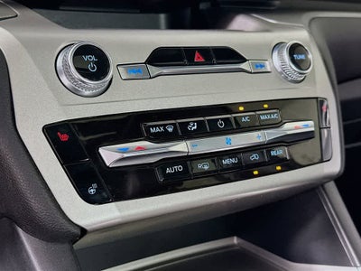 Ford Explorer XLT 2022