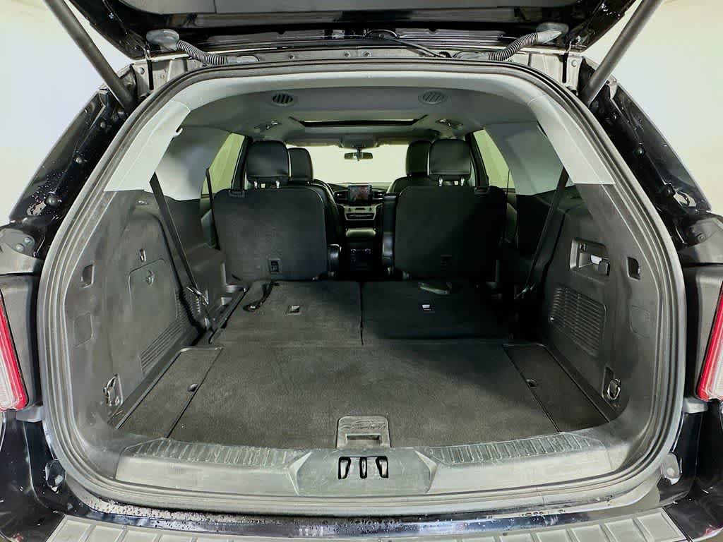 Ford Explorer XLT 2022