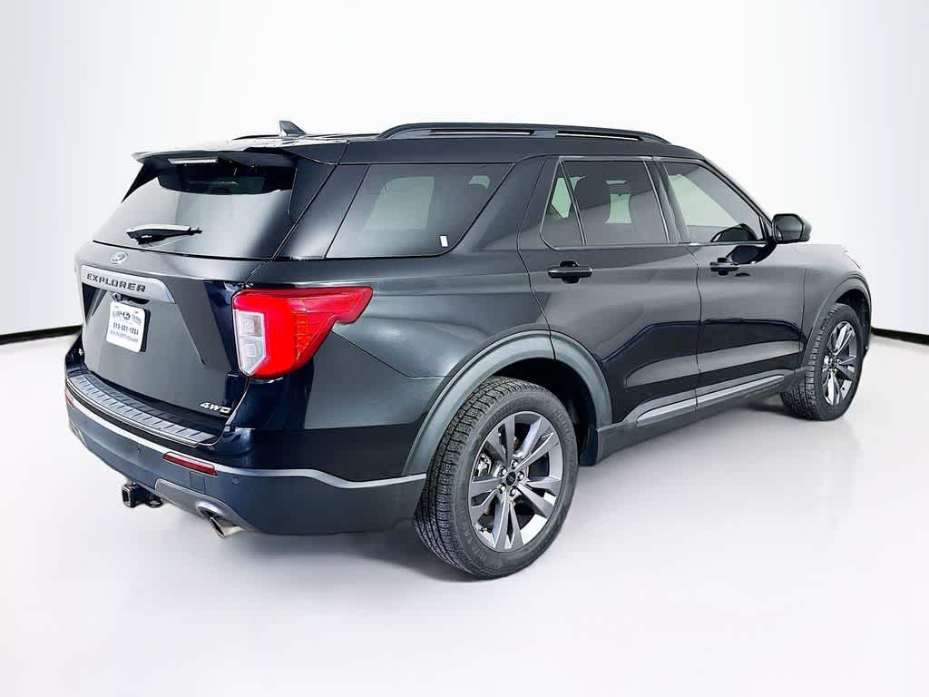 Ford Explorer XLT 2022