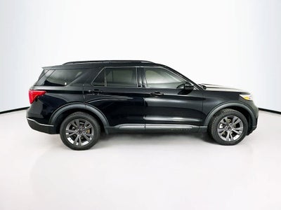 Ford Explorer XLT 2022