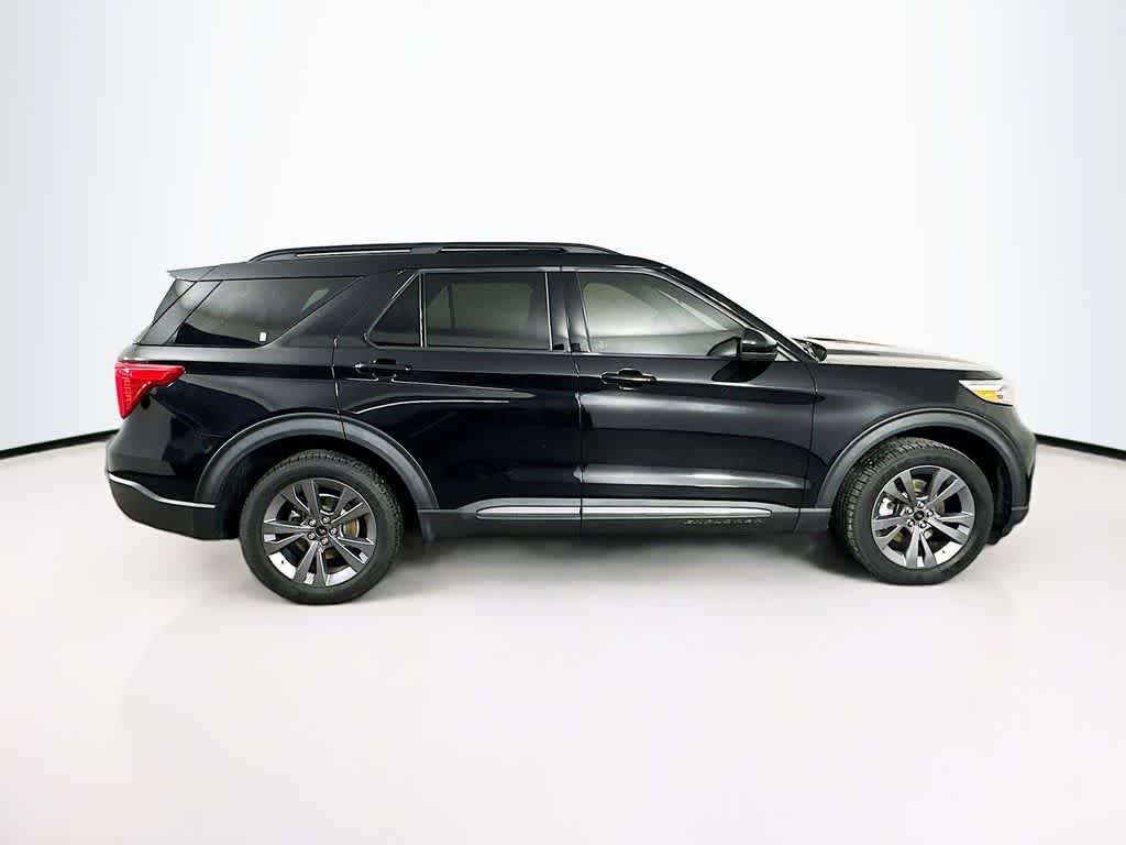 Ford Explorer XLT 2022
