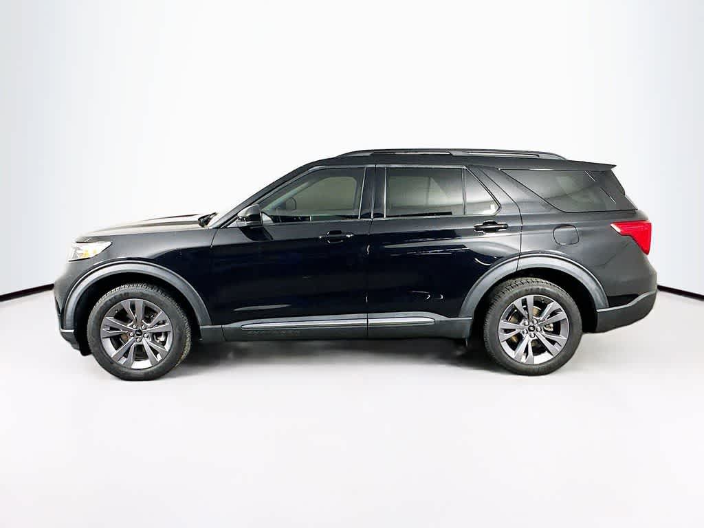 Ford Explorer XLT 2022