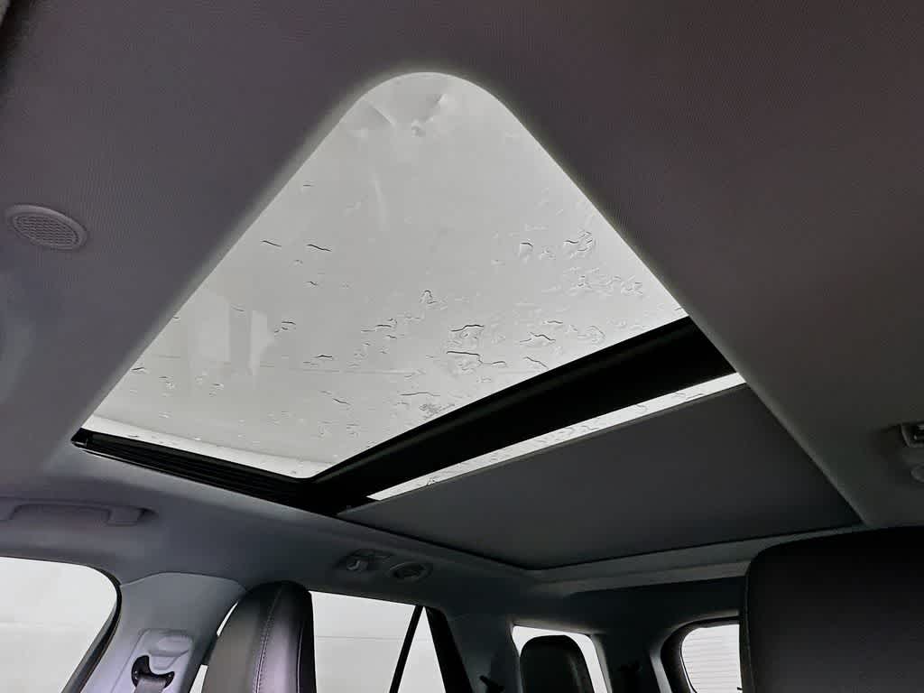 Ford Explorer XLT 2022