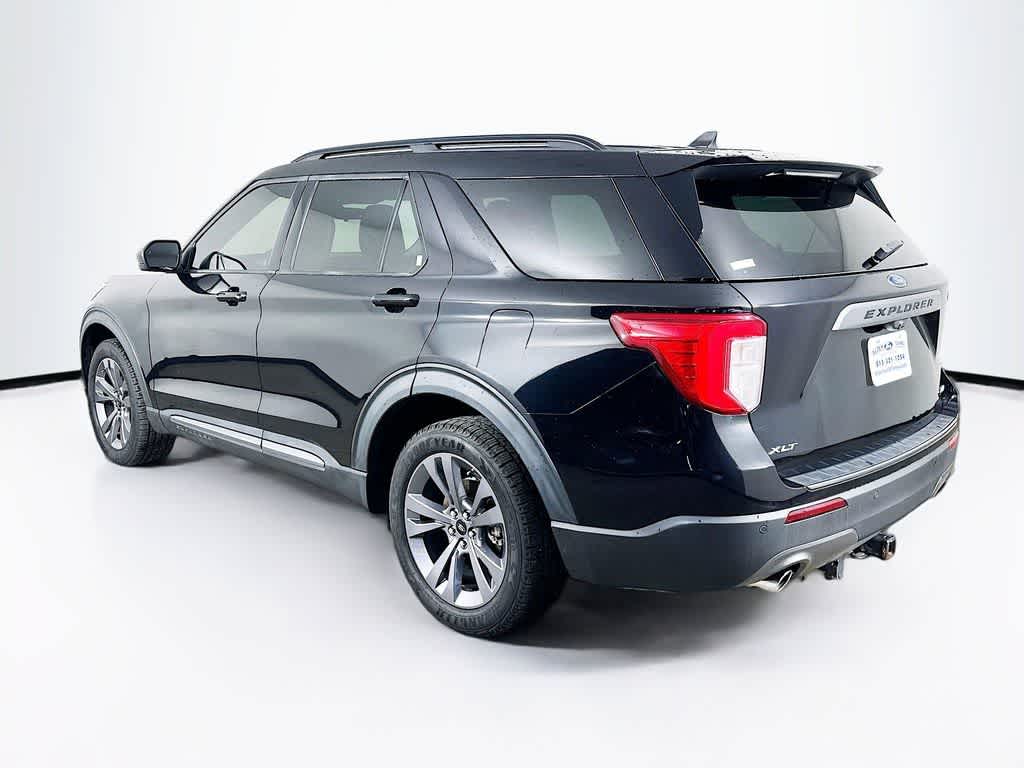 Ford Explorer XLT 2022