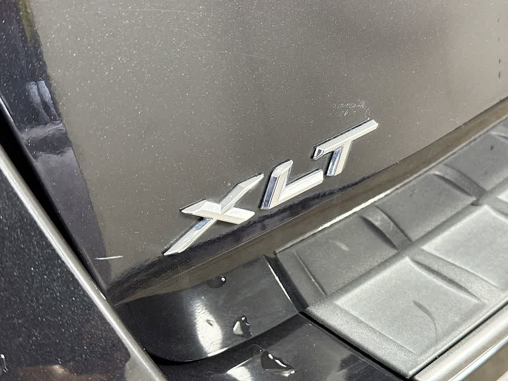 Ford Explorer XLT 2022