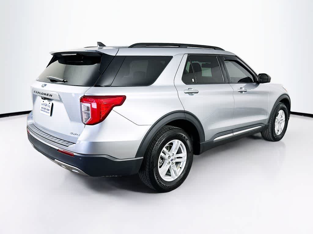 Ford Explorer XLT 2023