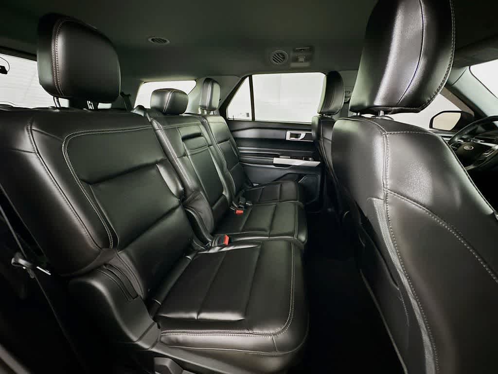 Ford Explorer XLT 2023