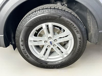 Ford Explorer XLT 2023