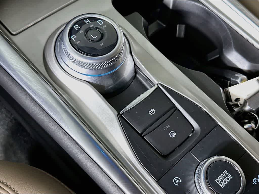 Ford Explorer XLT 2023