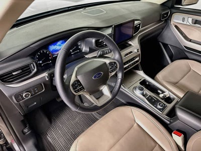 Ford Explorer XLT 2023