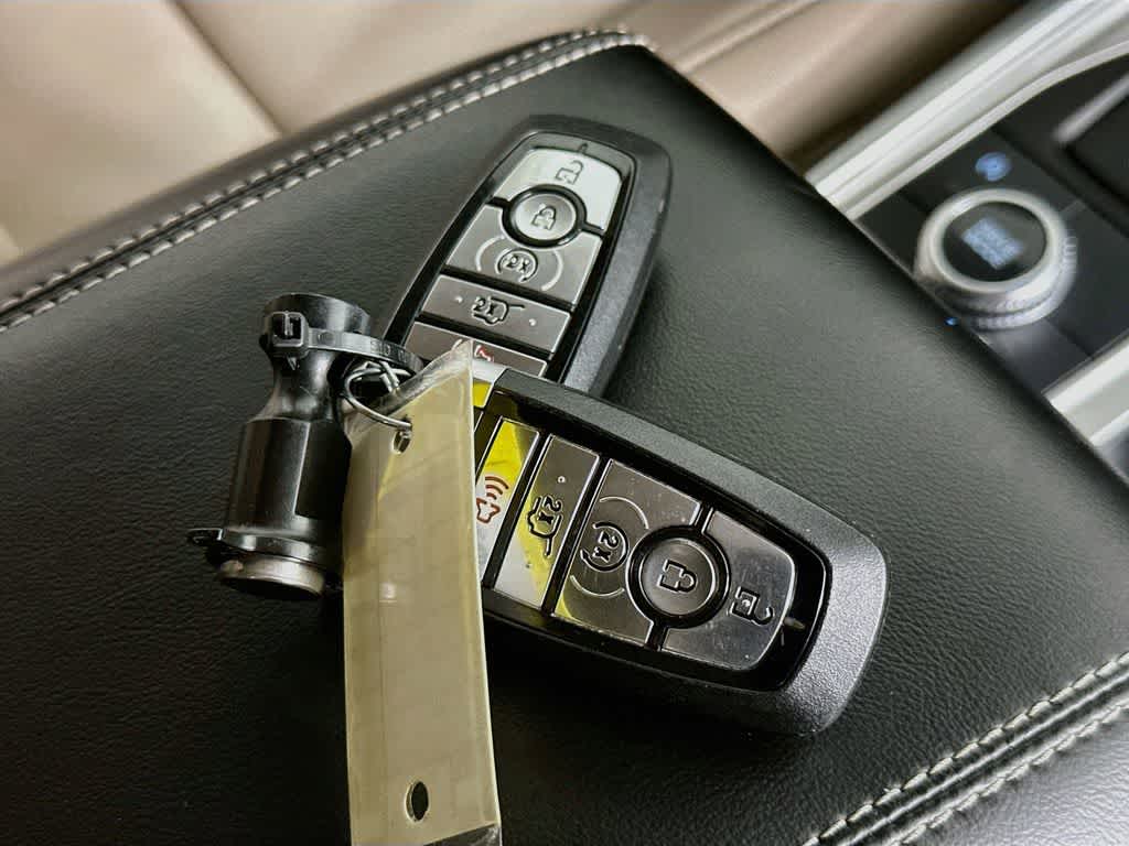 Ford Explorer XLT 2023