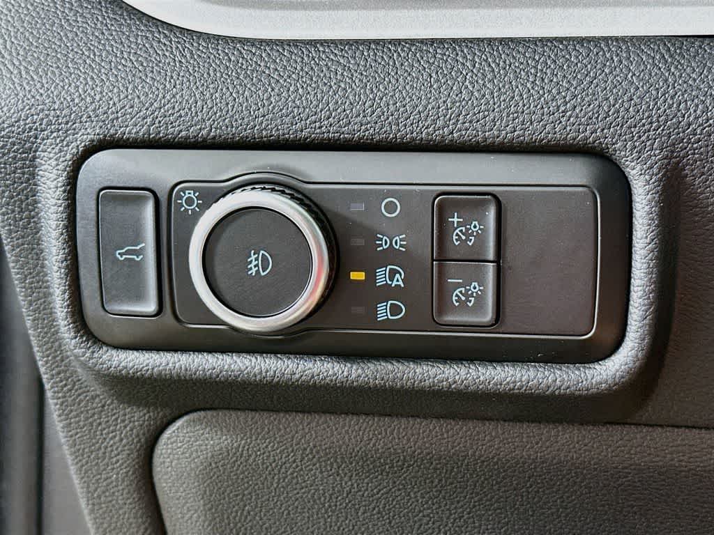 Ford Explorer XLT 2023