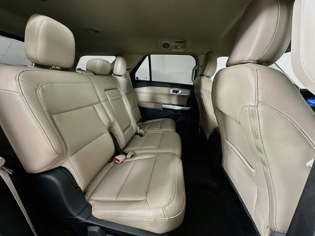 Ford Explorer XLT 2023