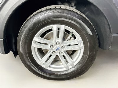 Ford Explorer XLT 2023