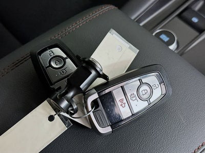 Ford Explorer Active 2026 con paquete 100A