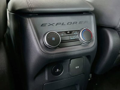 Ford Explorer Active 2026