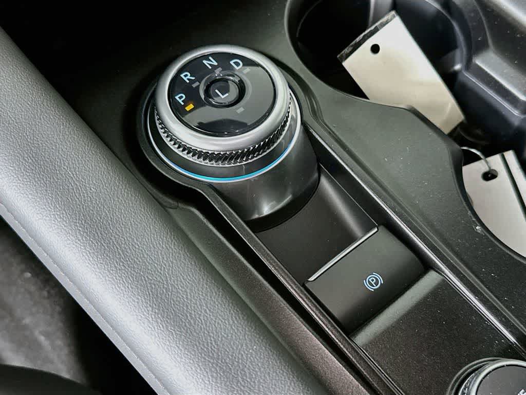 Ford Explorer Active 2026