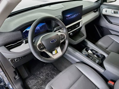 Ford Explorer Active 2026